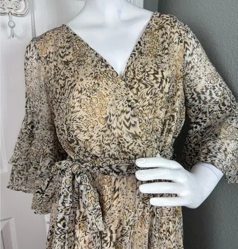Une Ame Floral Maxi Dress, Size Medium, Slimming Looking Dress, Beautiful! Brown