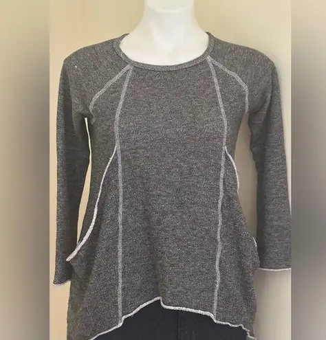 KIM & CAMI Gray Shark Bite Asymmetrical Hem kangaroo pocket..Sweatshirt Sz S