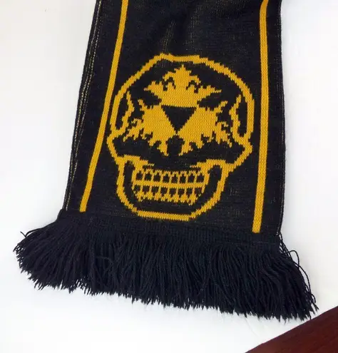 Three Kings Tattoo Skull Brooklyn Skull Scarf Black Orange Knit Fringe Rock Goth