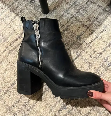 Steve Madden Black Platform Boots 