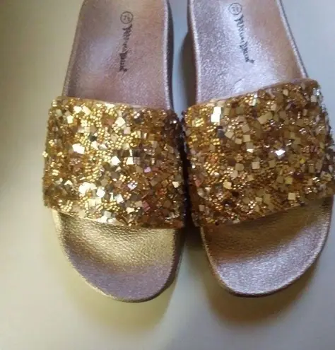 Nature Breeze NWOB 7.5M  Gold Wedges/Slides