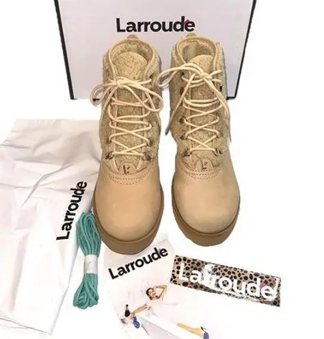 NIB Larroude Vail Nubuck Leather Boot in Sand And Cream 7 Size undefined