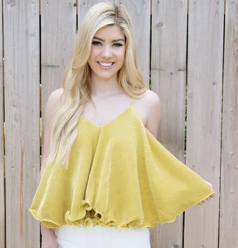 Blue Blush mustard ruffle top new!!