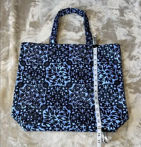 Estée Lauder Estee Lauder Blue and Black Tote Bag with Classic Design