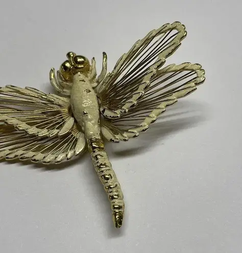 Monet Vintage Dragonfly Insect Brooch Pin Gold Tone / Off White Paint Signed