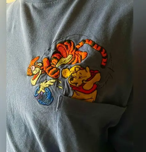 Disney Vintage  Pooh and Tigger Long Sleeve T-shirt Size Large