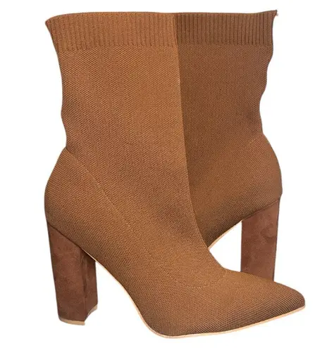 Brown Heeled Boots with Knit Design Size 10