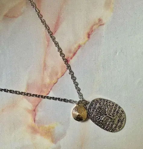 Tree of life pendant necklace Silver