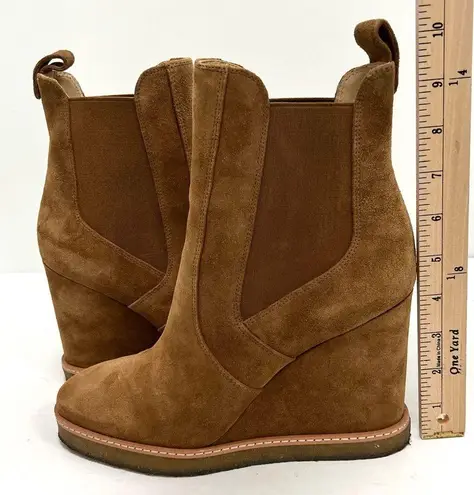 Veronica Beard AARI-2 Water-Repellent Wedge Chelsea Boots Suede hazelwood Size 9