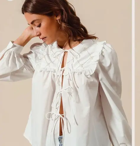 Boutique So Me The Charming Blouse Tie Front Pearl Detail Size Small White Boho