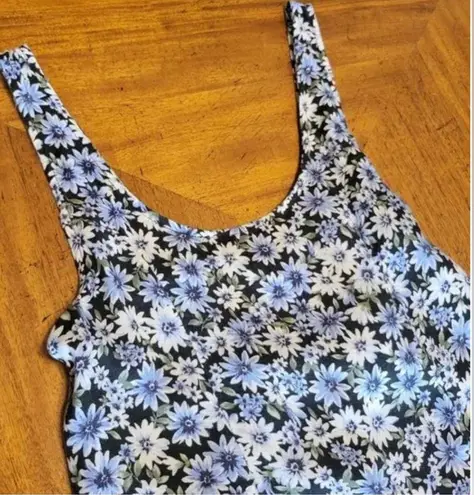 American Eagle 🦅 Outfitters Floral Mini Dress, Size Medium ON SALE!!!