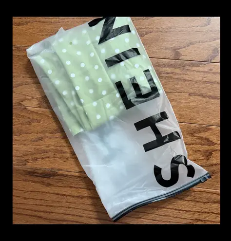 SheIn  Olive Green high waste Polk dot wide leg pants - Size Small with Bag. Gently warn once and excellent condition. Measurements approximately 12” waste not fully stretched out from elastic waste band x 12” rise x 43” long. None smoking home. Priced to sell at as is condition. Don’t like my price, make reasonable offer.