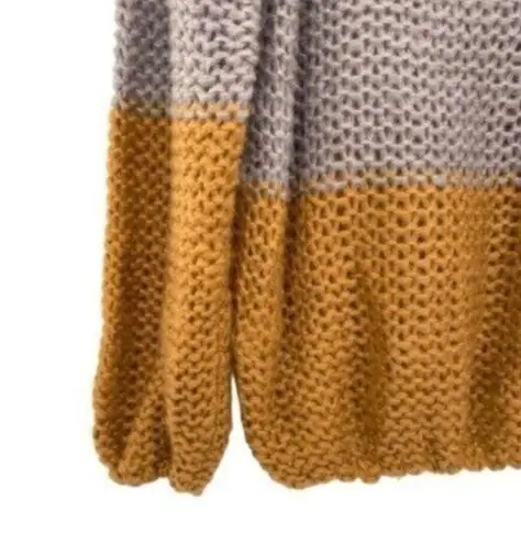 Newbury Kustom Chunky Oversized Sweater Knit Neutral Colorblock Granola Girl