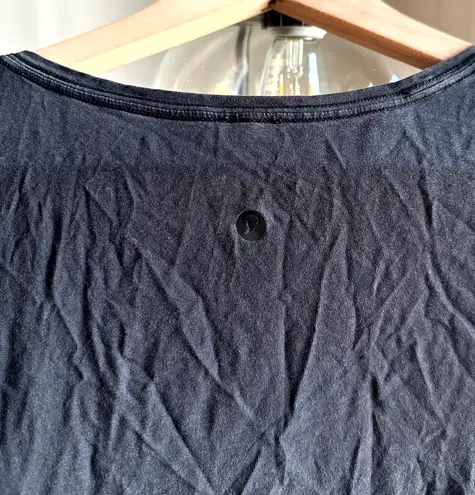 Lululemon  Love Crew III Black Short Sleeve 