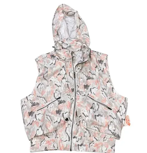 NEW Free People FP Movement Off The Grid Printed Ivory Hooded Vest size Medium Gray