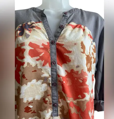 Odille x Anthropologie Gray Camo Print Blouse Size 6 Orange