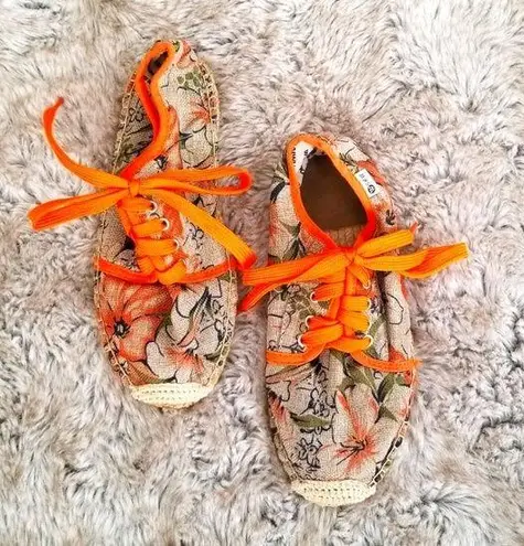 SIKAIWU Japanese Floral Straw Sole Sneakers Sz 38