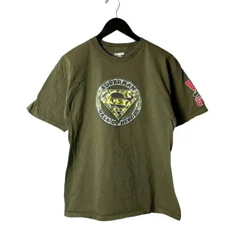 2014 Superman Hall of Heroes Dale Jr T Shirt Green Medium M Graphic Tee