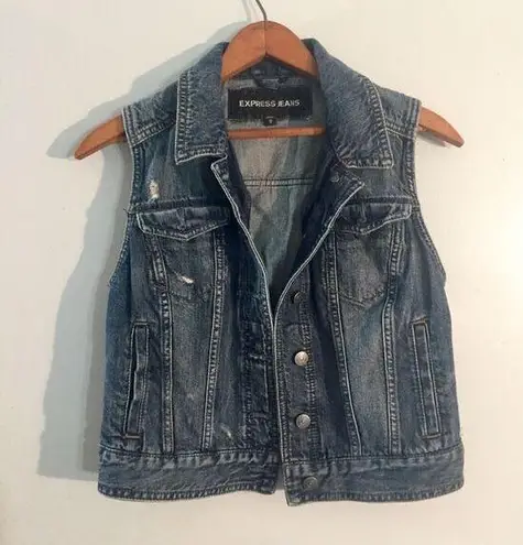 EXPRESS  Cropped Distressed Denim Vest