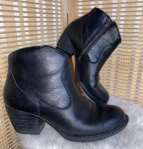 Born Shoes Born Leather Aisley Western Side Zip Black Ankle Boots 