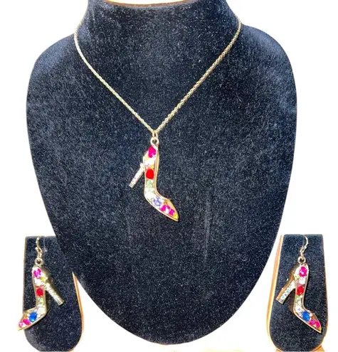 Multicolor High Heel Pendant Necklace and Earrings set. New Red
