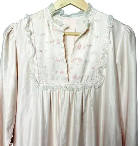 Vintage Pink Satin Long Nightgown Modest Sleepware Embroidered Pockets u Size L