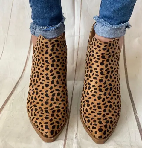 Cheetah Print Side Cut Out Bootie Multi Size 7