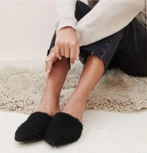 Jenni Kayne Shearling Mule – Black Leather Slip