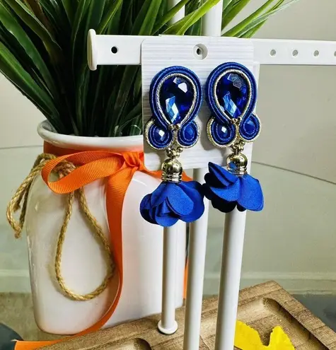 Handmade Dangle Drop Earrings with Chrystals Soutache handcrafted UniqueJewelry