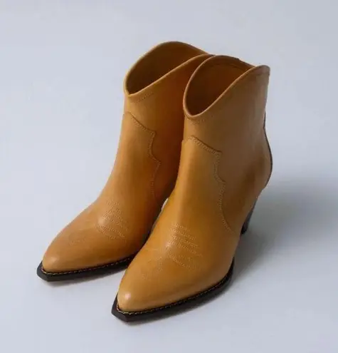 Isabel Marant Darizo Leather Western Booties Natural Tan Womens Size 38