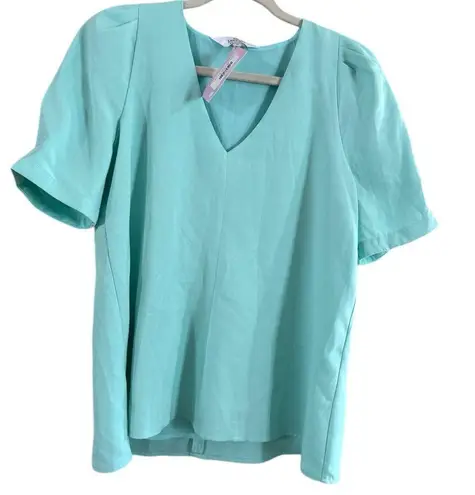 Fitted Blue Blouse with Short Sleeves Size M