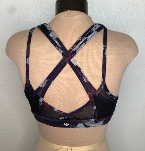 Lululemon Get Down Sports Bra Sz 6