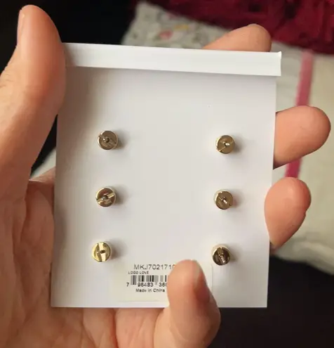 Michael Kors LOGO Heart Stud 3 Pair Set Earrings