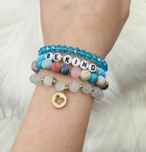 “Be Kind” Candy Beaded Bracelet