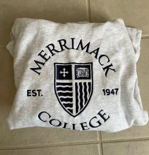 Merrimack college sweatshirt Size M