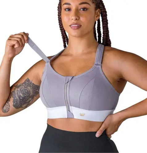 NEW Shefit Lavender Victorious Ultimate Sports Bra size 4 Luxe Purple