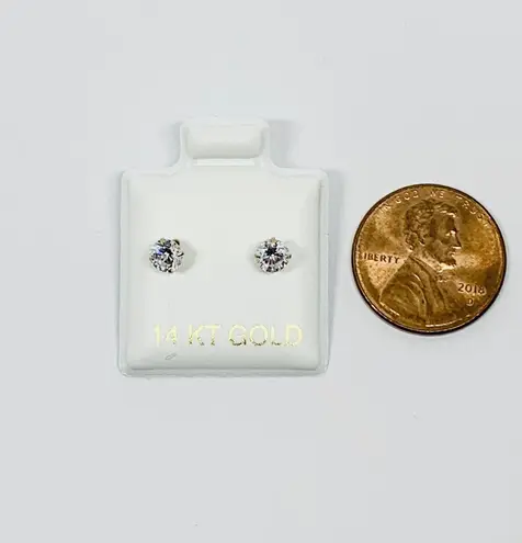 14k Gold Earrings White Screwback