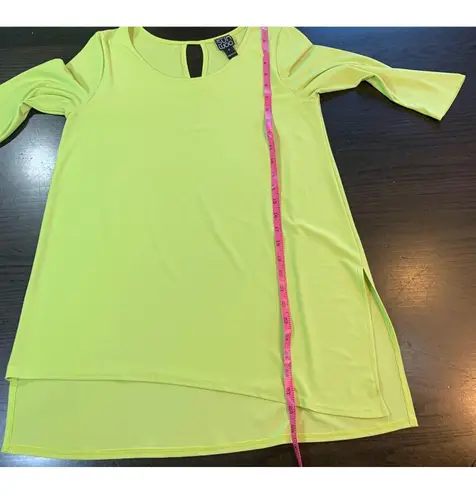 Clara Sun Woo Lime Green Tunic Small Made USA Stretch Asymmetric Hem Chartreuse Yellow