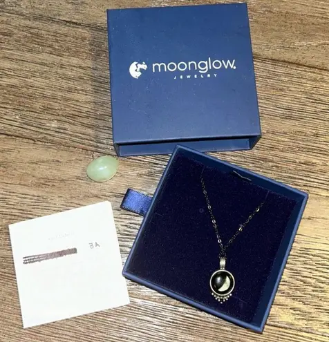 Moon glow waxing gibbous moon