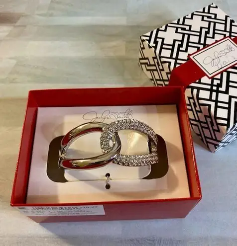Jaclyn Smith NWT Silver Tone & Rhinestone Stretch Bracelet w/Box (2015)