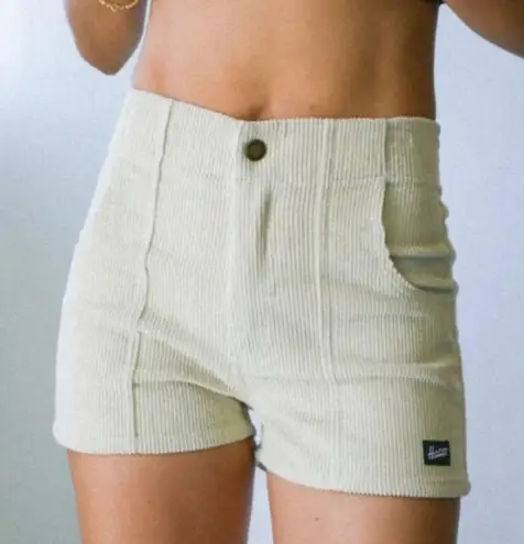 Hammies Corduroy High Waist Shorts Ivory Women’s Size 26 Surf Skate Style White