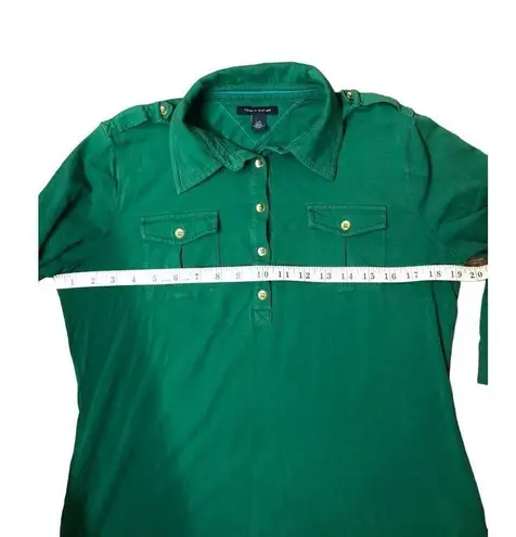 Tommy Hilfiger  forest green 3/4 button crown collared with gold accent buttons s