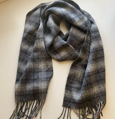 Anthropologie Celeste Fringe plaid wool cashmere blend scarf gray