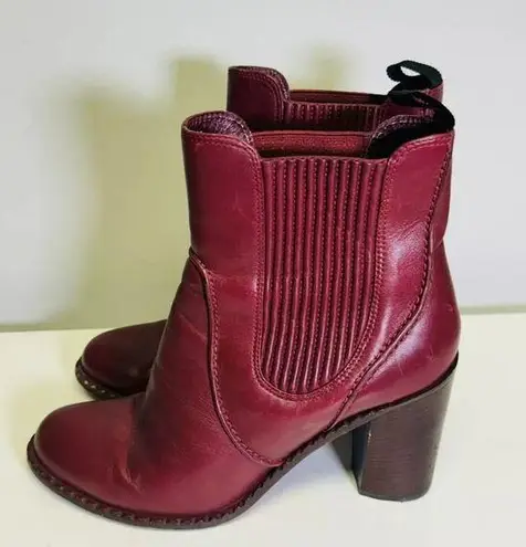 Marc by Marc Jacobs Red Pull On Ankle Booties Heels Women’s Size 39/8.5