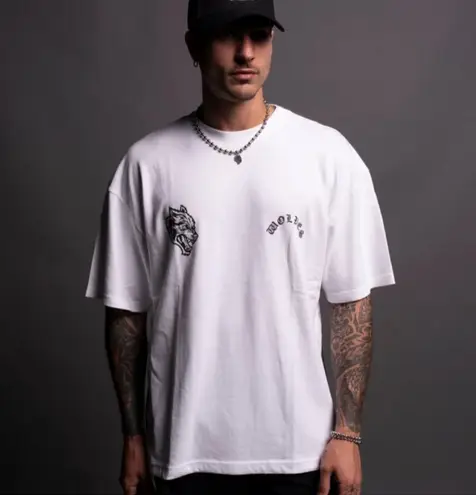 Darc Sport “Wolf Chopper” Premium Oversized Tee – White – Size L – NWT Size L