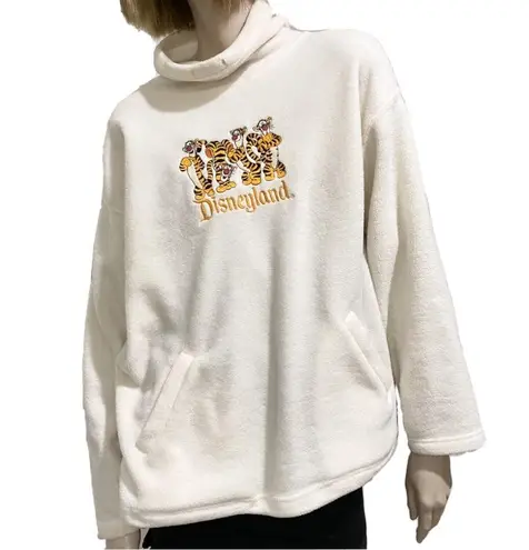 Disneyland Winnie The Pooh Fleece Sweatshirt L