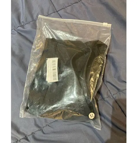 Shapelust Tummy Shapewear With Hooks Yoga Shorts Black Size XL Compression