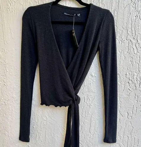 NWT Abercrombie&Fitch Long Sleeve Knit Ruffle Hem Wrap Tie Top Black Women's XS