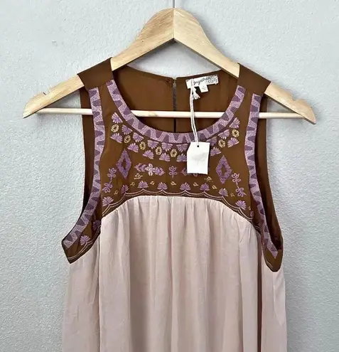 Mystree | NWT Embroidered Yoke Dress Crinkle Chiffon Taupe Nude Lavender | Large
