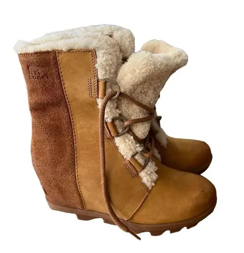 Sorel  Joan Of Arctic Wedge Shearling 9.5 Boots Leather Camel Waterproof Boots